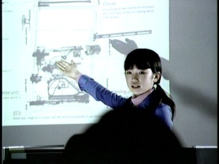 アイシン精機4、美山加恋