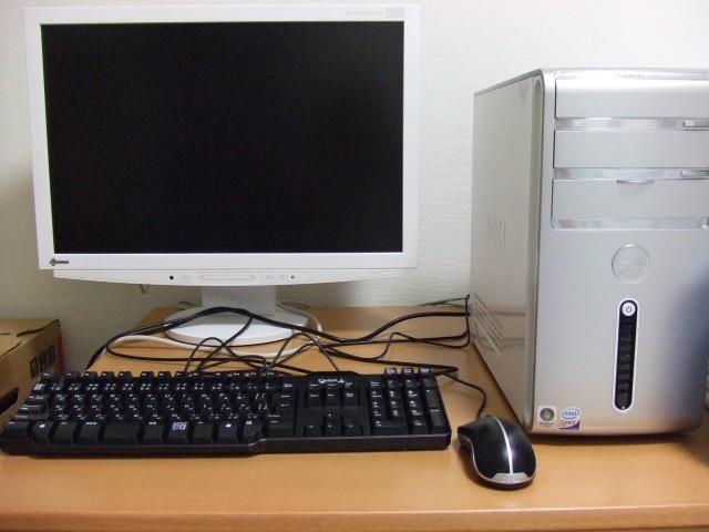 DELL INSPIRON 530, EIZO FlexScan HD2441W