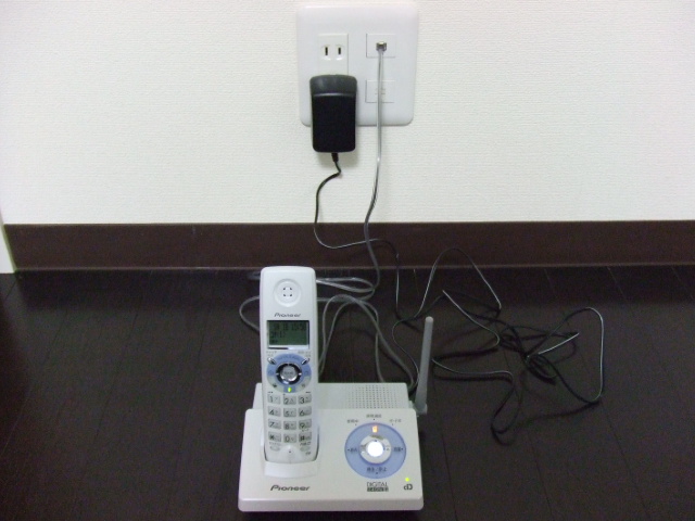 固定電話機の設置風景