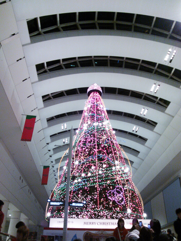 クイーンズスクエア クリスマスツリー