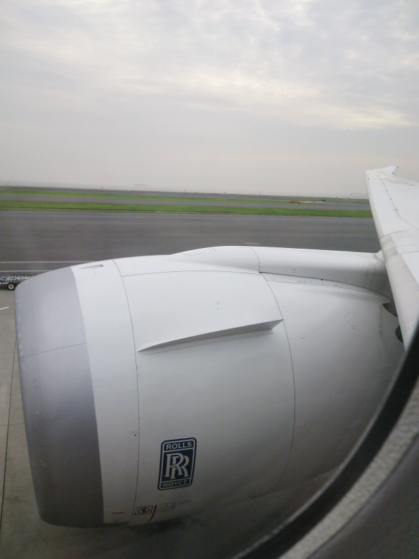 羽田空港 機材 B787 エンジン