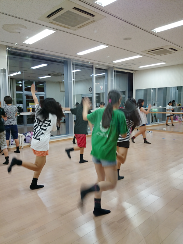 てんぶす那覇 4階 レッスンルーム1 琉ドル レッスン風景6