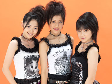 公式写真11、Buono!