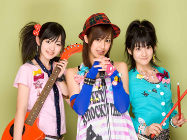 公式写真26、Buono!
