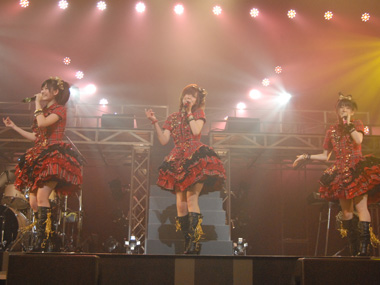 公式写真39、Buono!